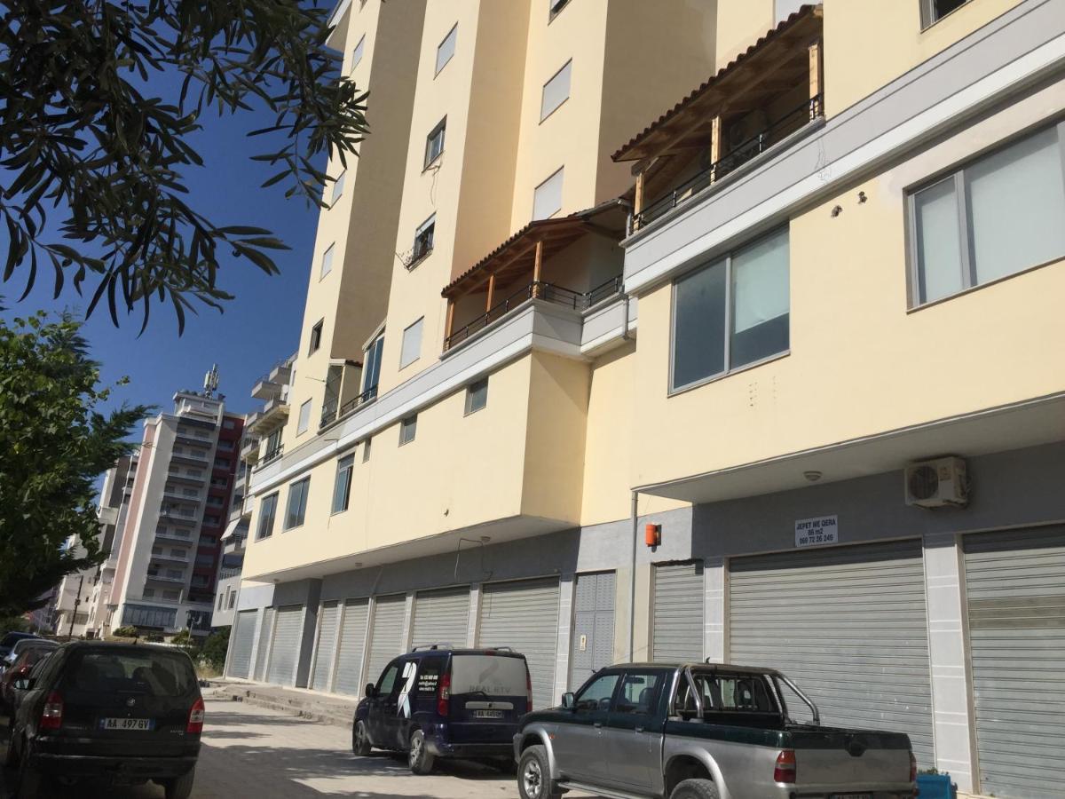 Colombo'S Apartment Vlore Exterior photo